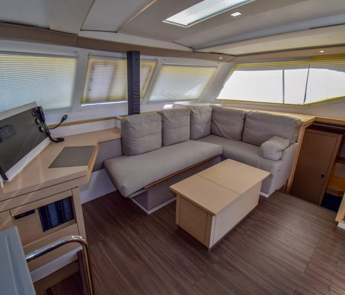 Amber | Lucia 40 photo 20