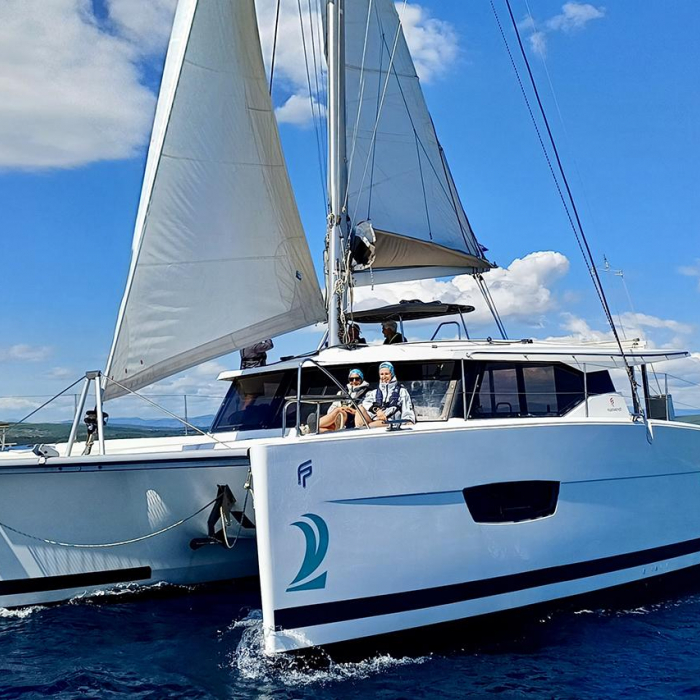 Stella Luna | Fountaine Pajot LUCIA 40 photo 2