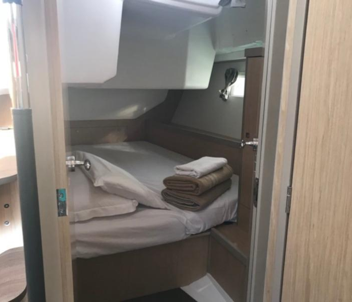 Alphard | Oceanis 45 photo 12