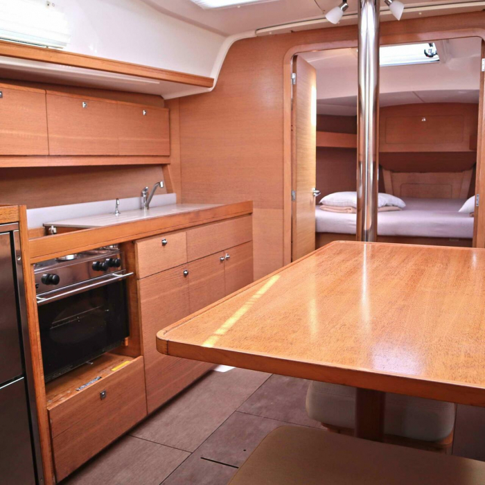 Economy | Dufour 382 GL photo 8