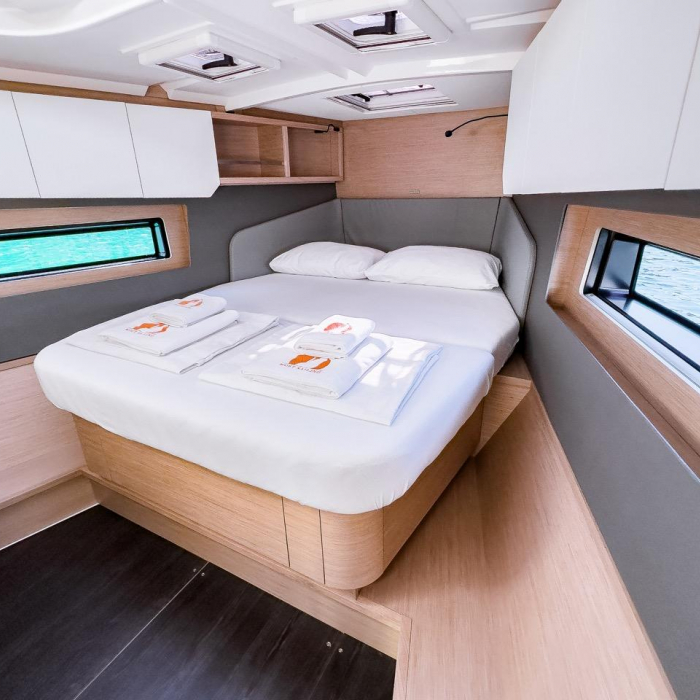 LOS ANGELES | Dufour 41 photo 25