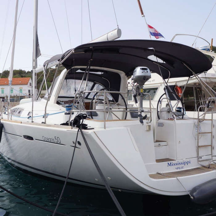 Mississippi | Oceanis 50 Family photo 1