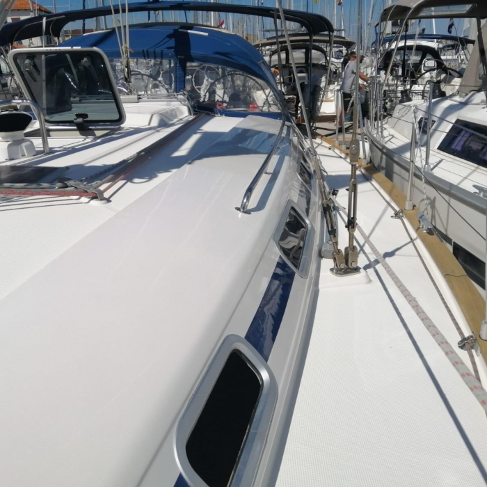 Scorpion | Bavaria 44 photo 28