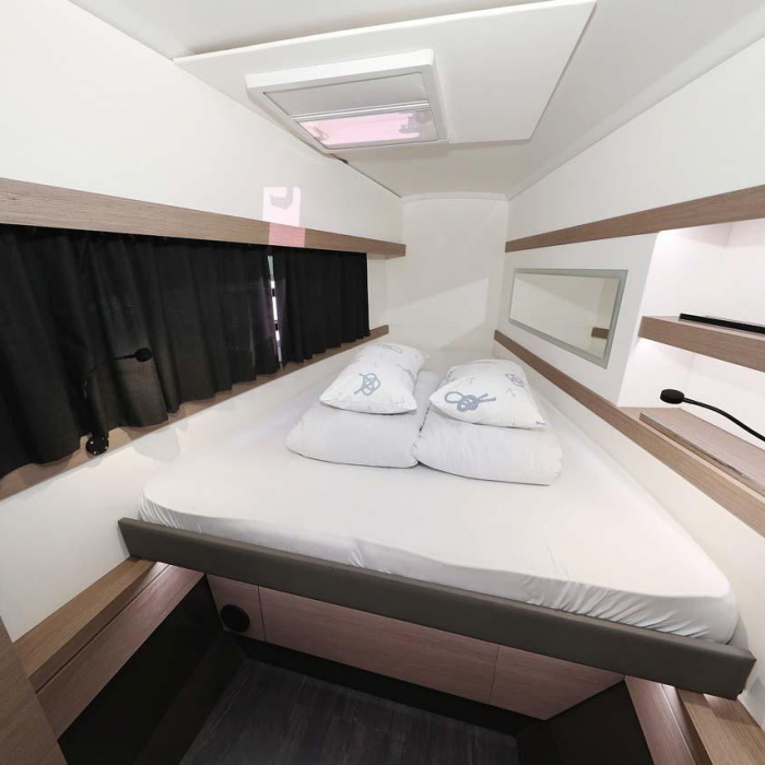 Canopus | Fountaine Pajot LUCIA 40 photo 25