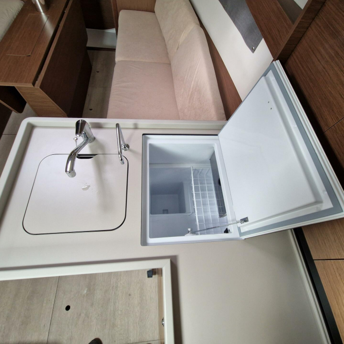 Navicela | Oceanis 34.1 photo 12