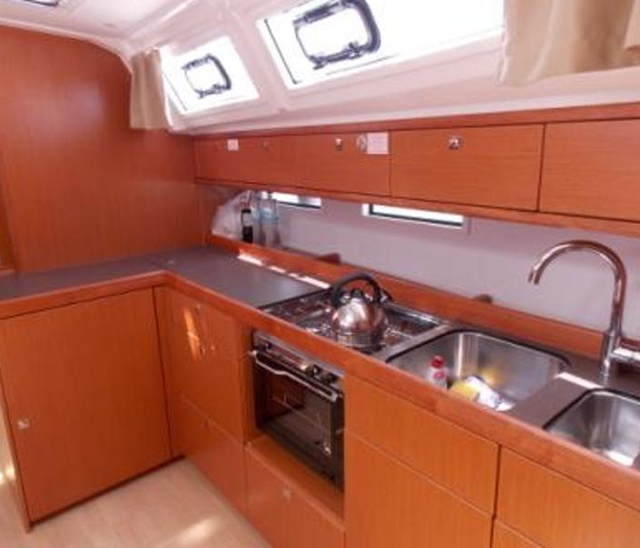 Lina | Bavaria Cruiser 46 photo 6