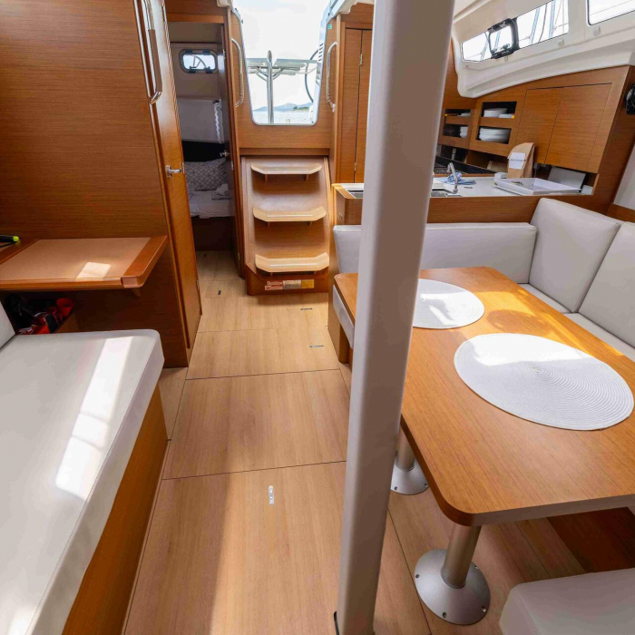 Vida | Sun Odyssey 380 photo 9