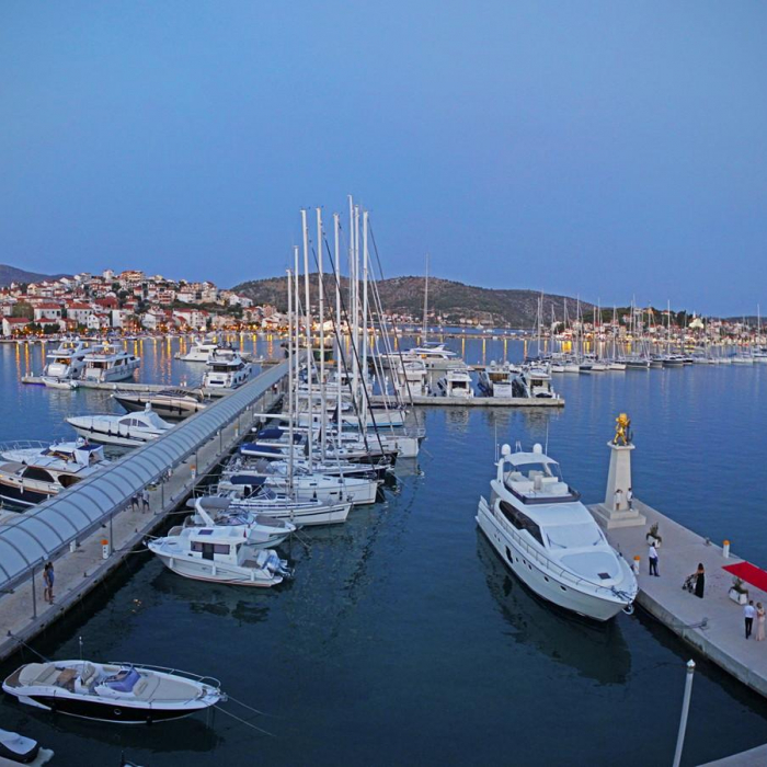 Blizzard | Bavaria Cruiser 46 photo 9