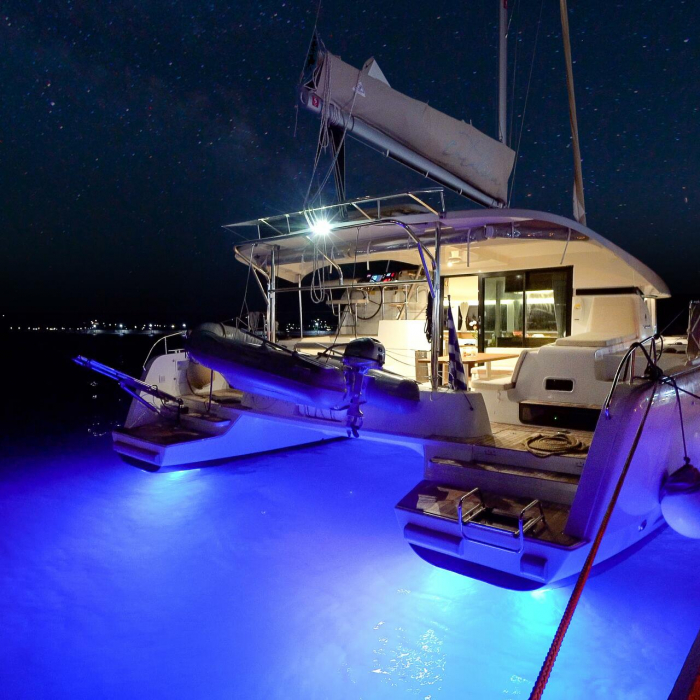 Catalina | A/C generator watermaker | Lagoon 42 photo 6