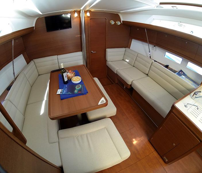 Amazing | Dufour 412 GL photo 11