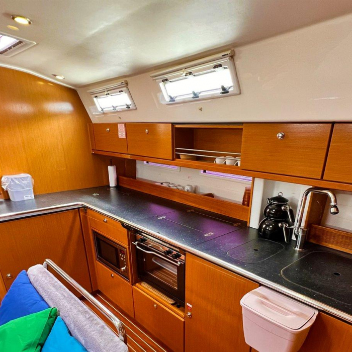 Aquaholic | Bavaria Cruiser 45 photo 14