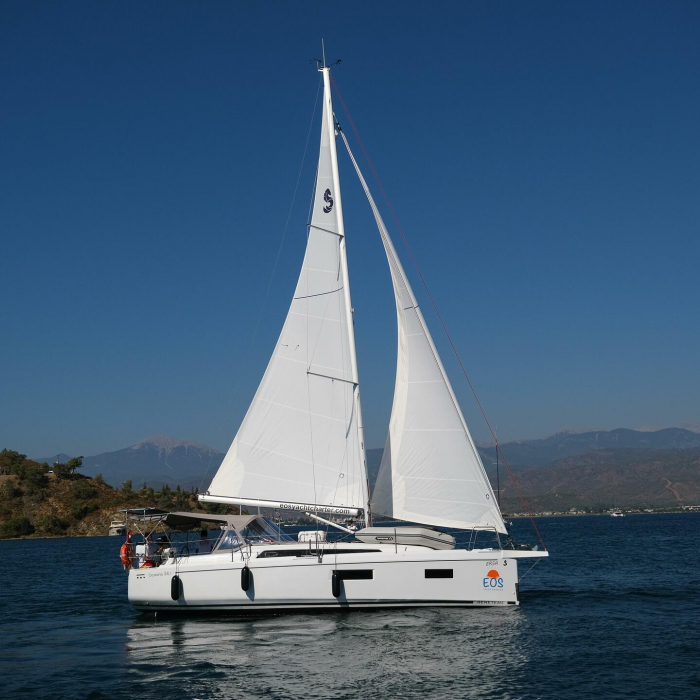 Ersa | Oceanis 34.1 photo 3