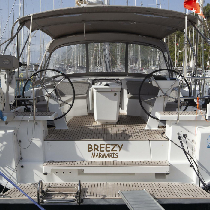 BreezY | Oceanis 46.1 photo 3