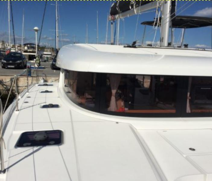 Mares | Lagoon 42 photo 3