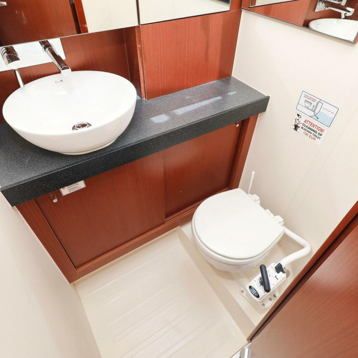 Bare Necessities | Hanse 455 photo 3