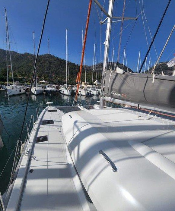 Lizzy | Excess 11 photo 5