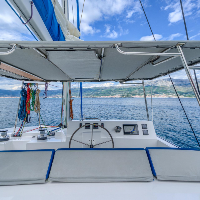 Blue | Luna 49 photo 7