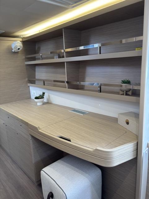 BONA NOVA | Lagoon 420 photo 11