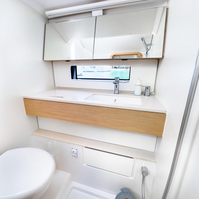 LOS ANGELES | Dufour 41 photo 24