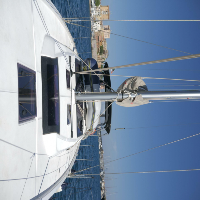 Bloody Mary | Dufour 430 photo 4