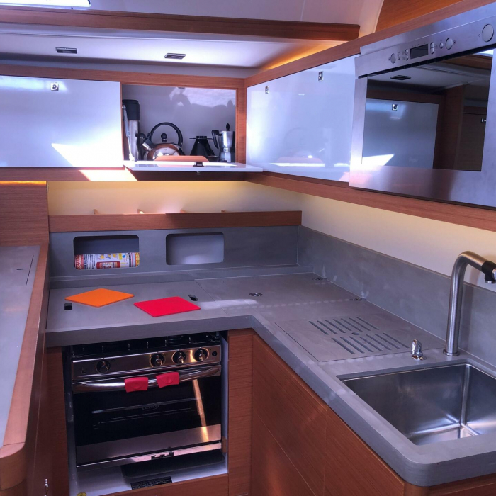 Gringott | Dufour 530 photo 26