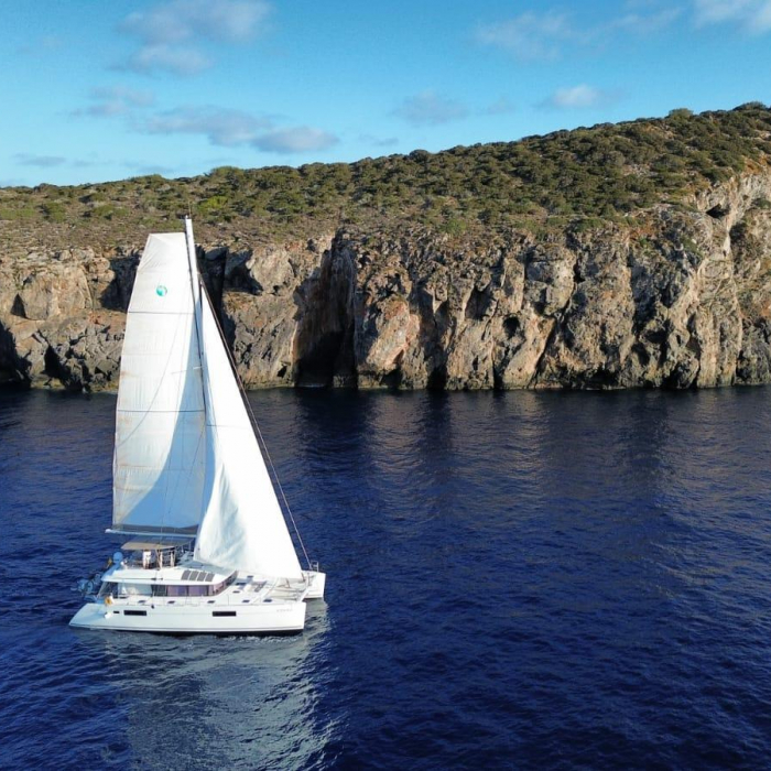 Baltsar | Lagoon 560 S2 FULL EQUIPE LUXE photo 3