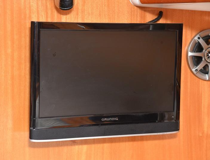 Enigma | Bavaria 38 Cruiser photo 11