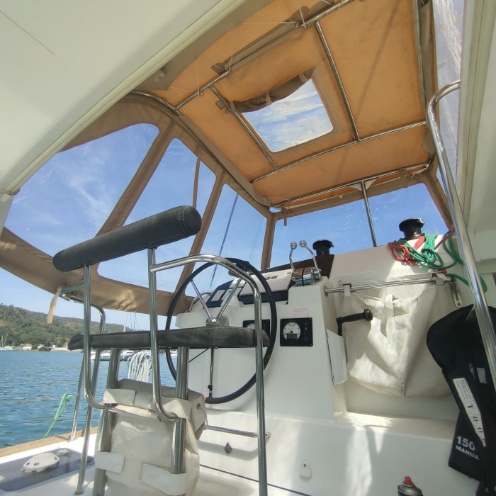 Santi | Lagoon 400 photo 2