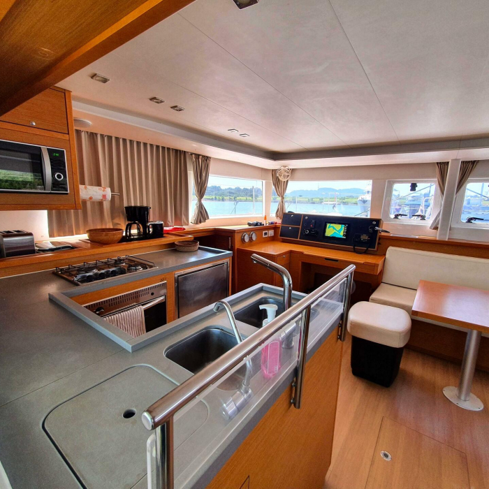 ArMarg | Lagoon 450 Fly photo 27