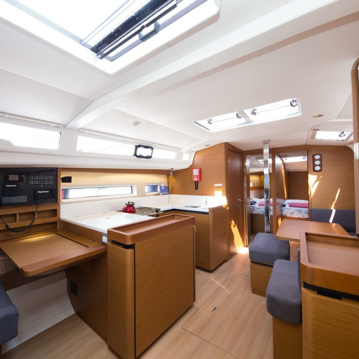 Suncity 4 | Sun Odyssey 440 photo 7