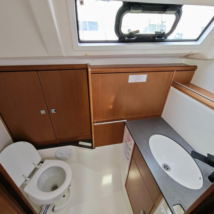 Hana | Bavaria Cruiser 37 photo 11