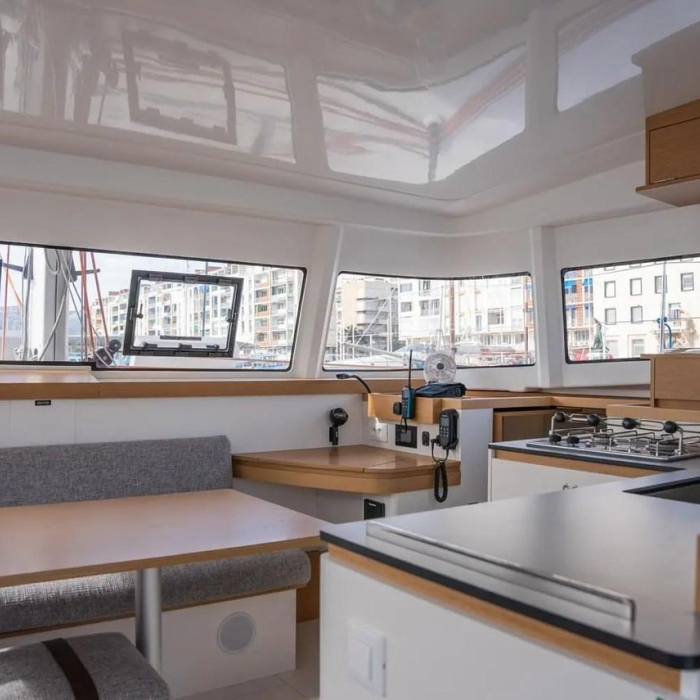 Adva | Excess 11 photo 7