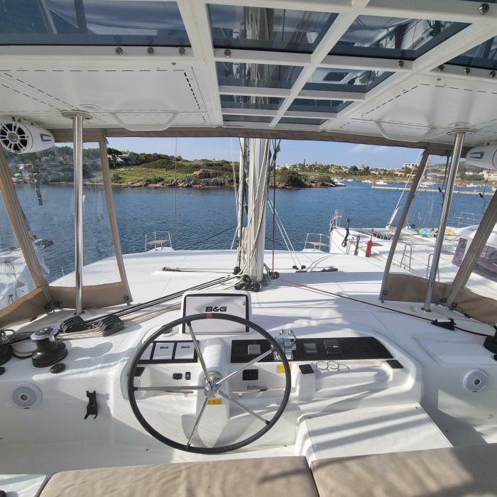 Dionike | Lagoon 46 photo 11