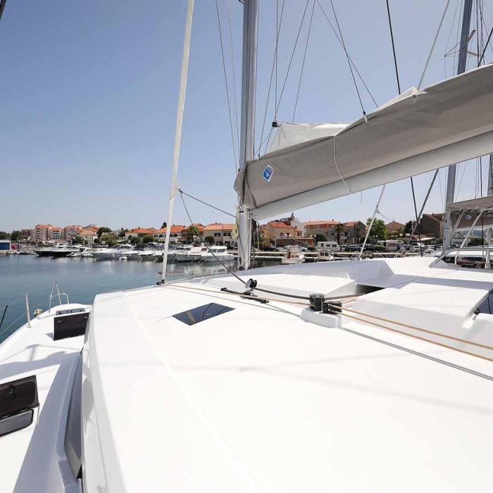Bella V | Fountaine Pajot Astrea 42 photo 3