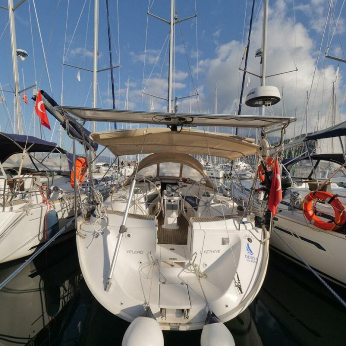 Velero | Bavaria 44 photo 2