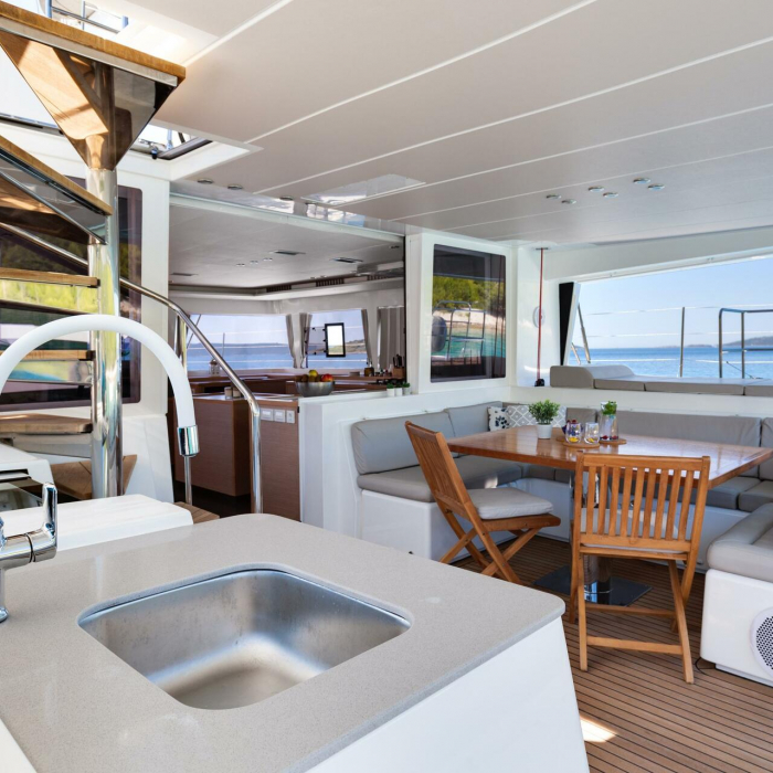 Cool Change | Lagoon 560 photo 17