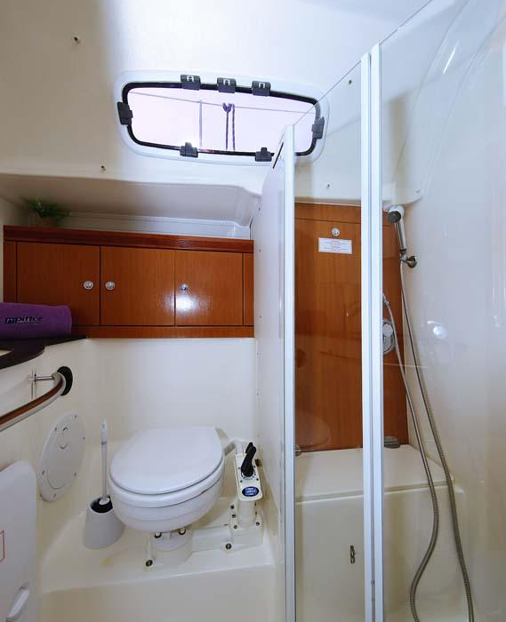 Annabella | Bavaria 43 Cruiser photo 17