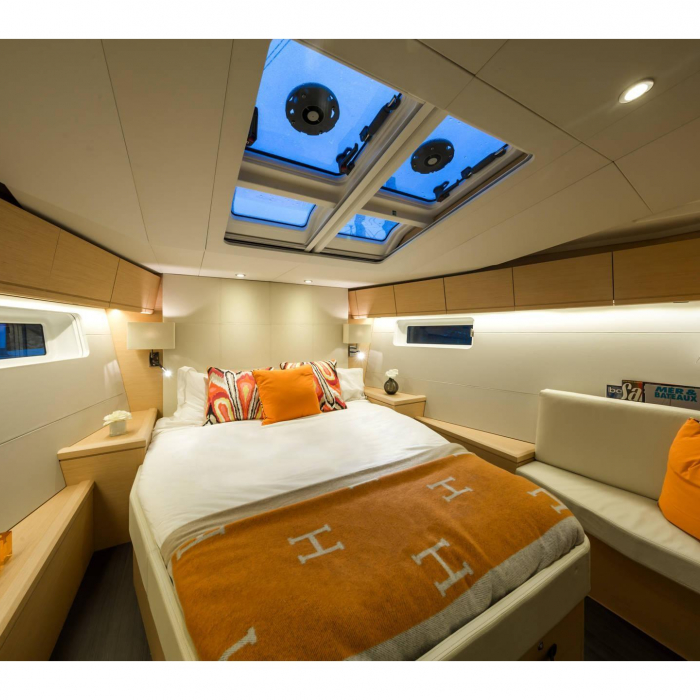 Capari | Jeanneau 54 photo 9