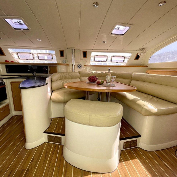 Emocean | Leopard 4300 photo 20