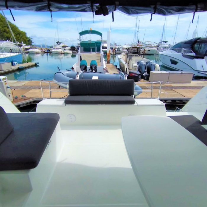 K-35 | Lagoon 40 photo 10