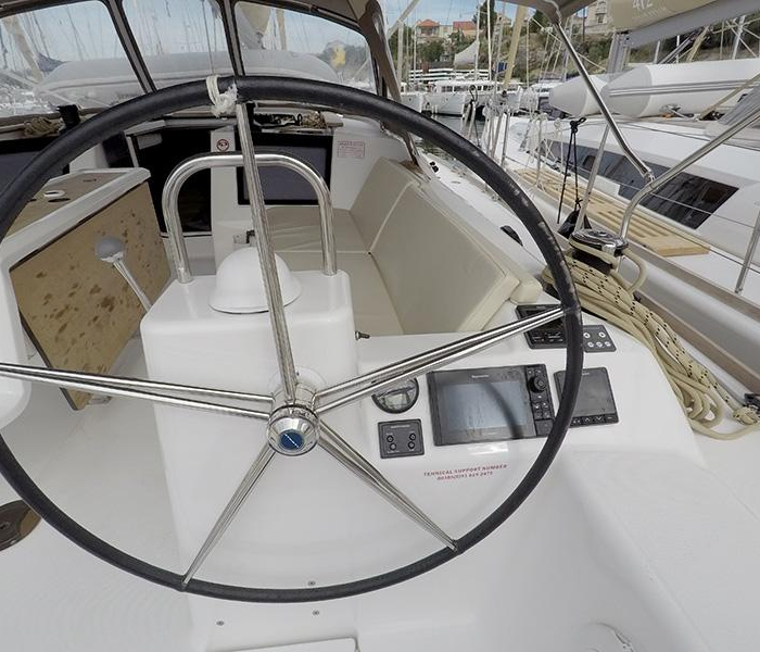 Almar | Dufour 460 photo 12