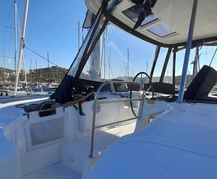 Free Bird II | Lagoon 46 OW photo 6