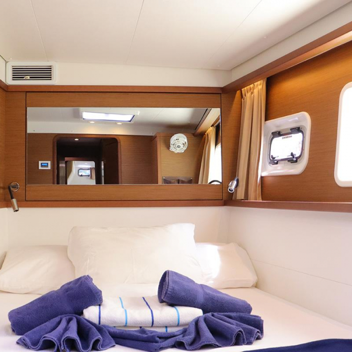 LIBERTAS DS (ex. Thor) | Lagoon 450 F photo 10