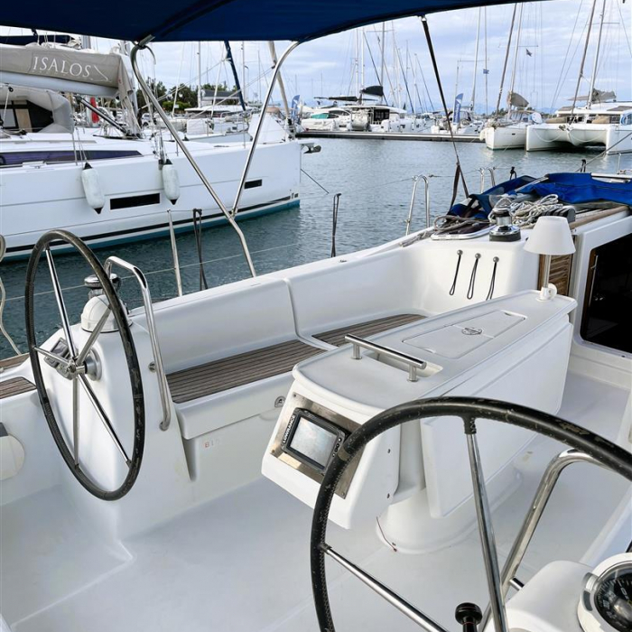 Twins | Oceanis 43+ photo 4