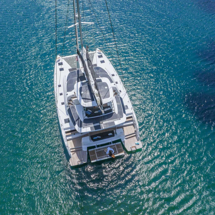 Athena Blu | Lagoon 51 photo 3