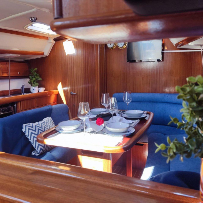 Ra | Bavaria 38 photo 19