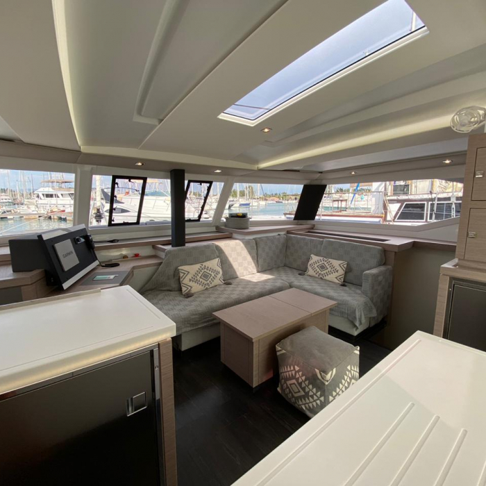 Ooga Chaka | Fountaine Pajot Astrea 42 photo 7