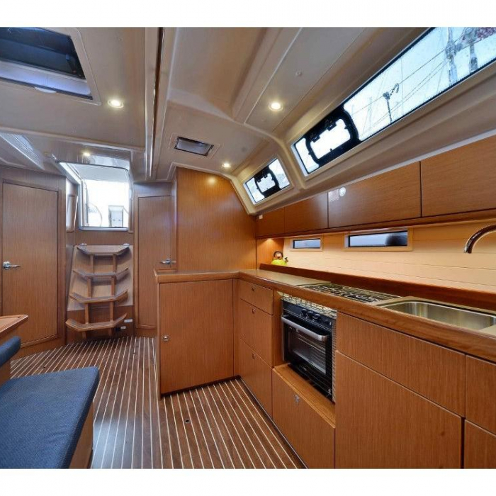 Leonidas II | Bavaria Cruiser 46 photo 7