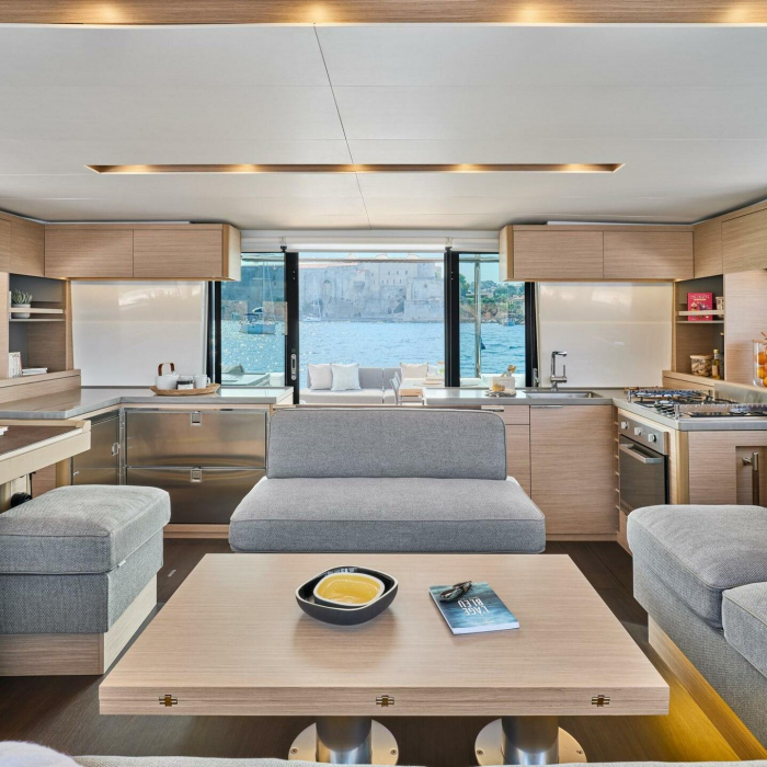 Pasha | Lagoon 51 photo 4