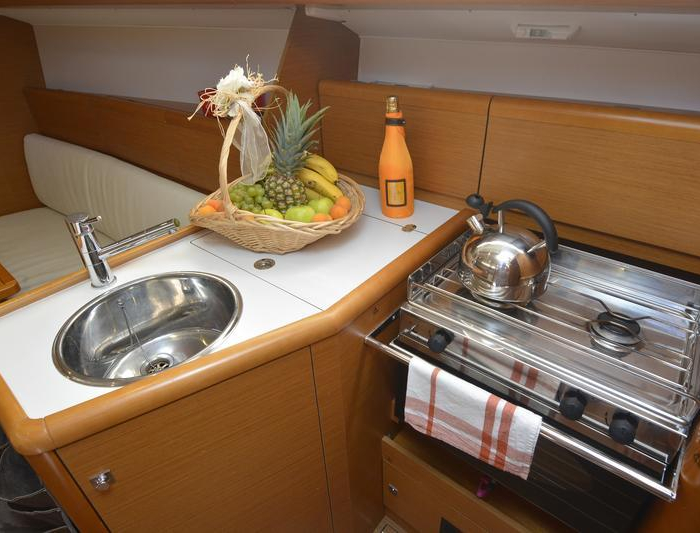 Hasta Siempre | Sun Odyssey 33i photo 19